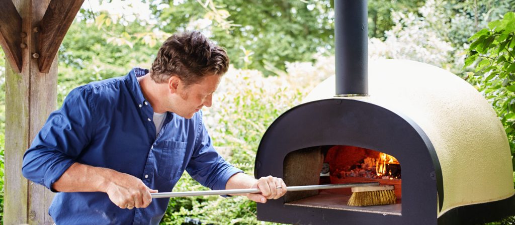 outdoor wood fired pizza oven tips pizza oven reviews