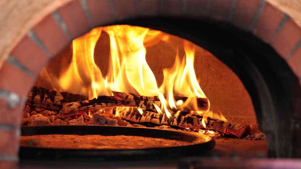 How to Cure a Wood Fired Pizza Oven