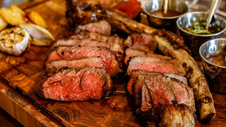 you can use your ooni pizza oven to cook steak